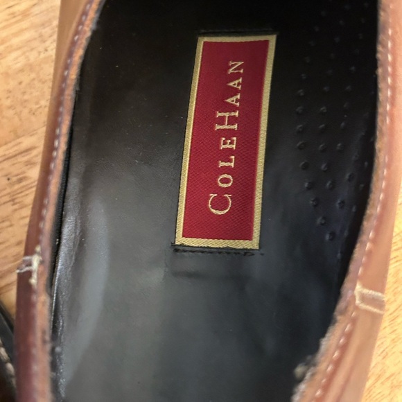 Cole Haan Men's American Classics Montrose Plain Toe Oxfords. - Picture 7 of 11